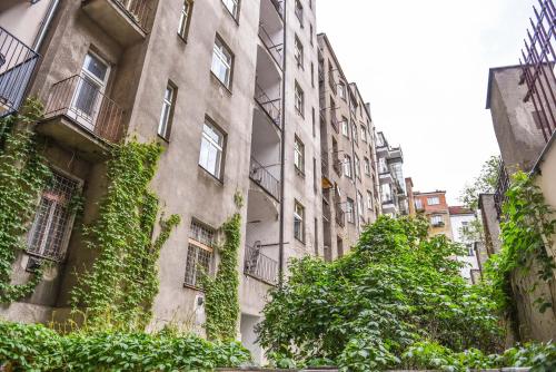 Quiet apartment in the city center with own terrace, Praha (fotografie 10)
