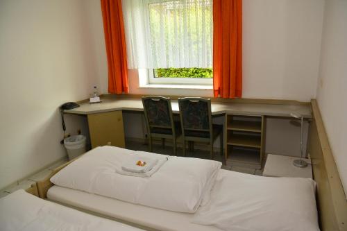 Hotel Wilhelmshöhe - image 12
