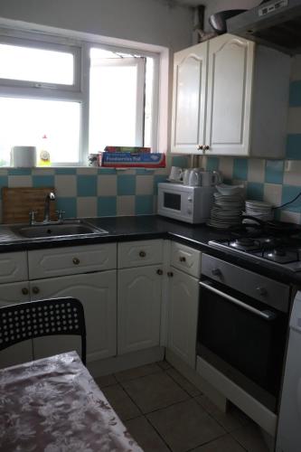 3 Bedroom Budget Apartment, , London