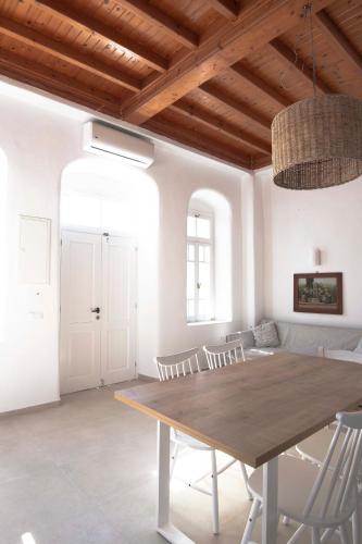 Metaxas Residence Little Venice - image 14