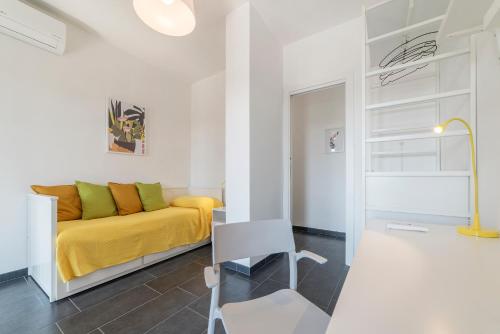 Nomentana White Apartments, Рим (фото 10)