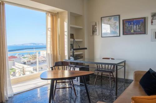  Seafront Apartment in City Center in Iraklio