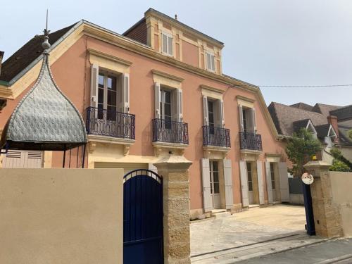 Maison de caractère dans le centre historique gîte à louer Bergerac