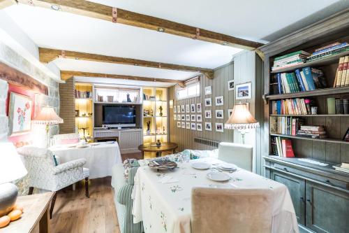 B&B Concha - image 11