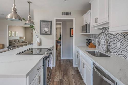 3BR Home near Old Town - Pool by WanderJaunt - image 2