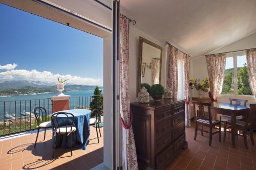 Villa Bellosguardo Apartments 4