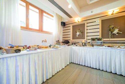 Hotel Soa - image 11