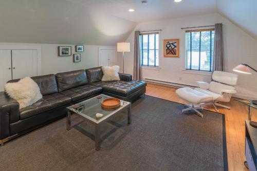 The Carriage House Loft in Kingston, USA
