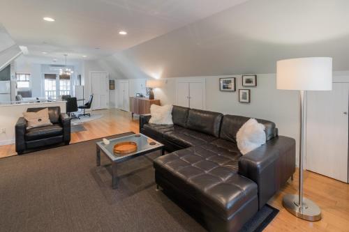 The Carriage House Loft in Kingston, USA