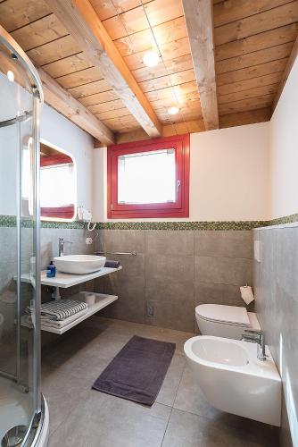 Bathroom, Barchessa Rossetti in Concordia