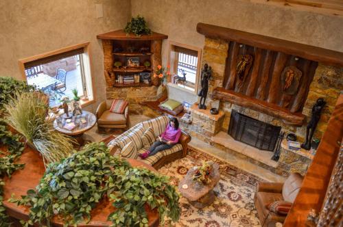 197706191 Cougar Ridge