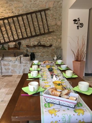 Food and beverages, Le Mas du Pigeonnier in Réauville