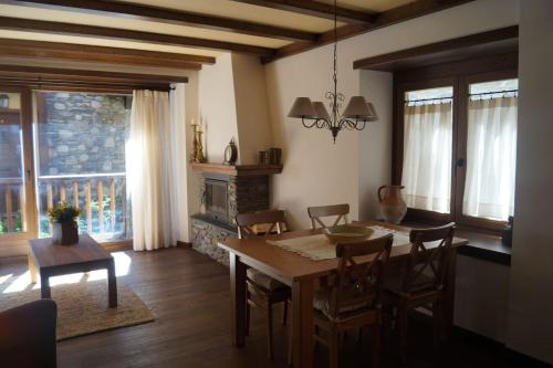 Iekārtas, Acogedora casita en el Pallars in Isila