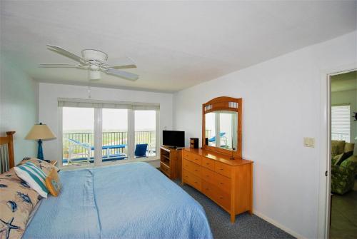 Seville Condo Unit #201 - image 9