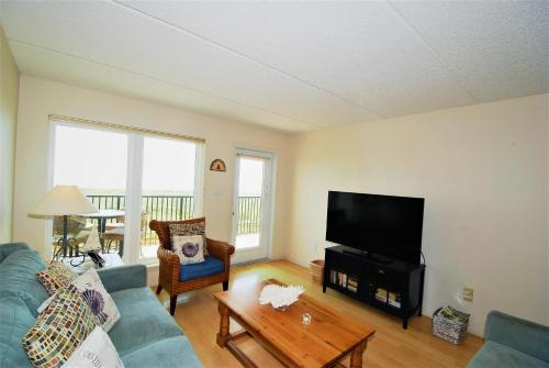 Seville Condo Unit #205 - image 4