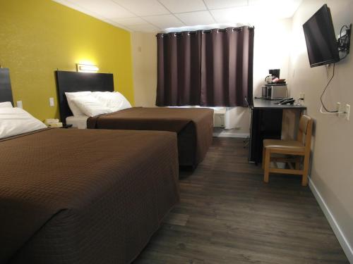 Queen Room with Two Queen Beds