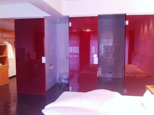 Comfort Double Room 'Red Passion'