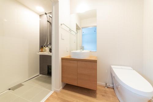 Three-Bedroom Chalet image 3