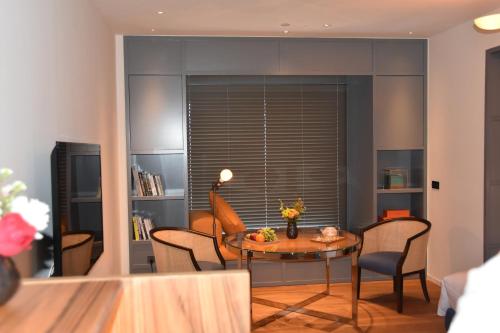 Hotel Kapok Shenzhen HouHai (Close to Shenzhen Bay)