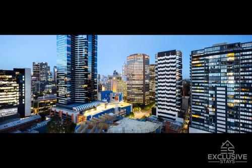 Exclusive Stays - Boulevard Penthouse Melbourne