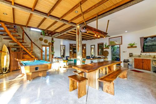 Bukit Surf Villa