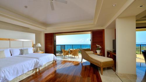 Penthouse Suite with Club service (Over 13 years old only) - Non-Smoking