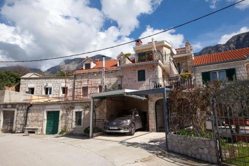 House Mario in Podgora jacuzzi - image 6