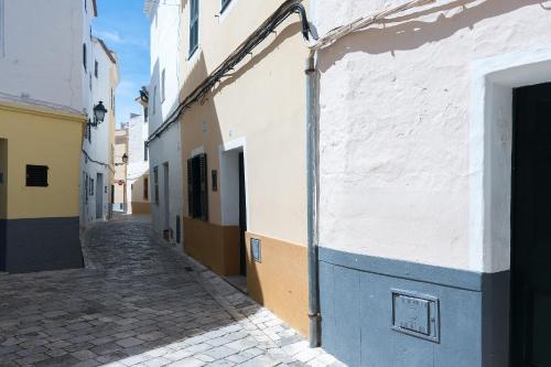roques - image 5