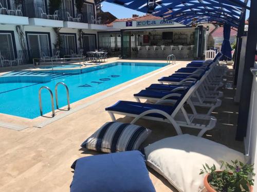 Rota Hotel - image 8