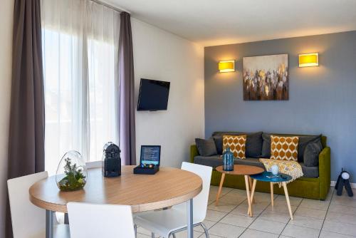 Aparthotel Adagio Access Nice Magnan - image 2