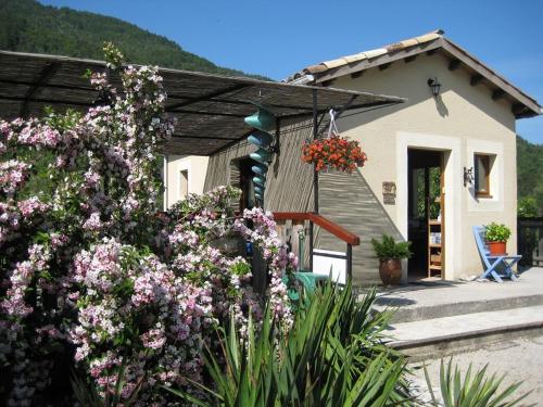 DOMAINE DU MURIER chambre d'hôte Die