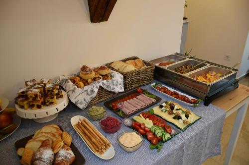 Food and beverages, Dunna in Gyor