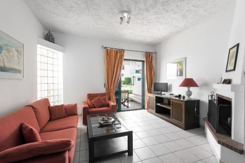  #Luxlikehome - Pefkohori by the sea in 63085 Pefkochori