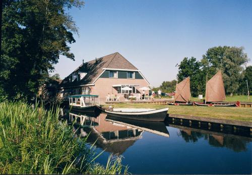 Hotel de Harmonie, Giethoorn bei Baarlo