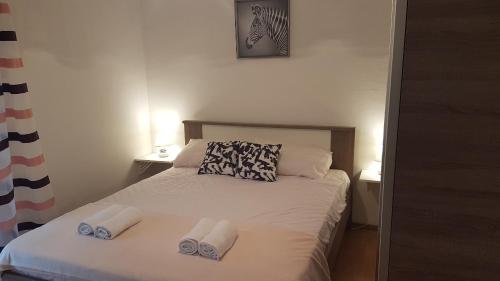  Apartmani AB in Pirovac