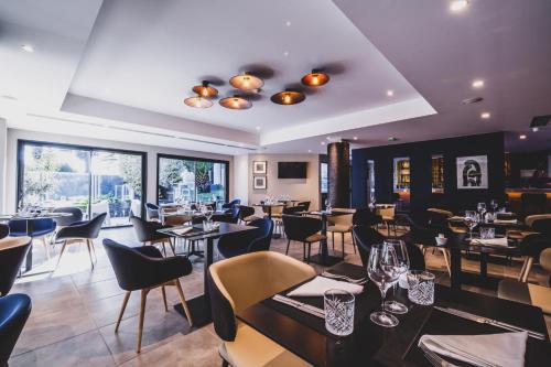 Restaurant, Mercure Pau Palais des Sports Hotel in Pau