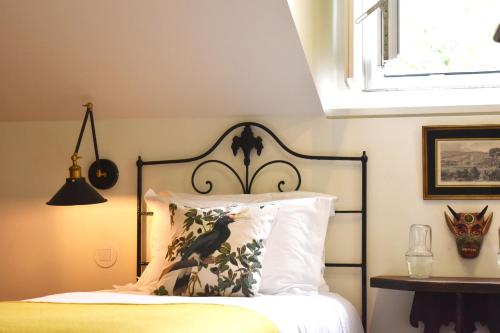 2 twin beds