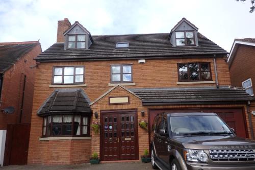 HayLaneLodge - Accommodation - Solihull