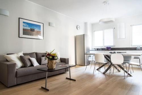 Brand new apt , City Life district, Mediolan
