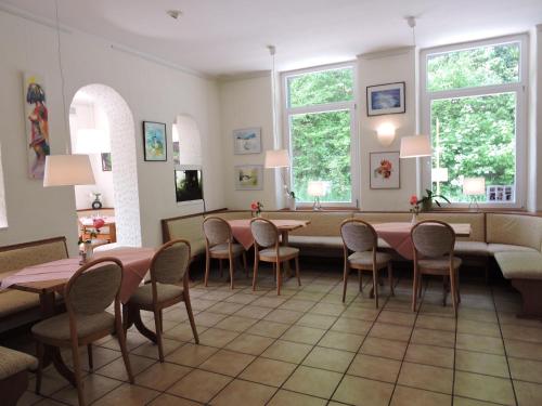 บริการและสิ่งอำนวยความสะดวก, Hotel Bergische Schweiz in เฟลเบิร์ท