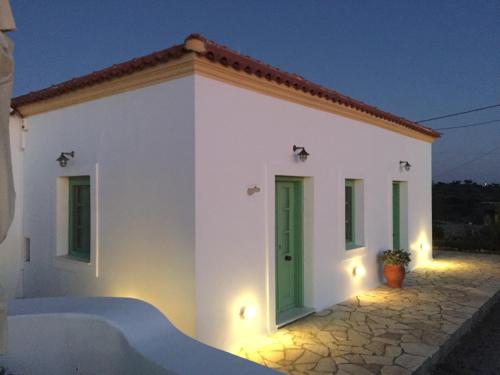 Villa Lemonia - Guest House - Tap to explore photos