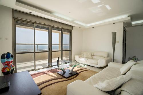 . Luxury Penthouse Marina