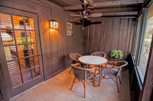 Lodge Suite