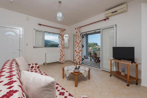  Domus Lukas Apartments in Marathias