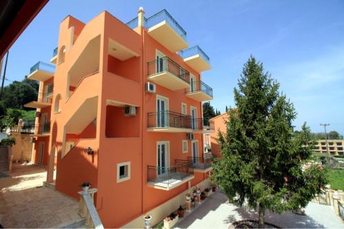  Corfu Sunflower Apartments, Pension in Benitses