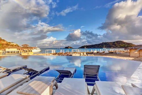 This photo about Royalton Antigua Resort and Spa - All Inclusive shared on HyHotel.com