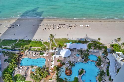 Trump International Miami 15th Floor - main image