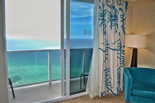 Trump International Miami 15th Floor - image 3