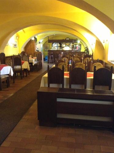 Restaurant, Hotel YORK in Plzen