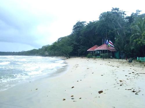 ที่เที่ยวใกล้ที่พัก, Bee Happy Studio in ปลายาโกเกลส